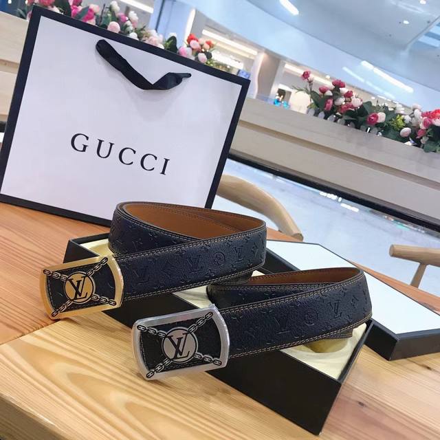 路易威登宽度:3.8 厘米 原单专柜新款扣头搭配 进口原版皮腰带进口小牛皮 奢华皮料提升了皮带本身的档次带头精钢打磨 不褪色工艺精湛 结合原单支持验货！ 附带原