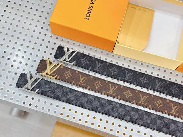 路易威登 进口 原单品质经典男款腰带专柜Togo皮搭配精钢扣 钢扣不褪色 纯牛皮 3.8厘米 实用与美观兼并。 下单备注腰围尺码