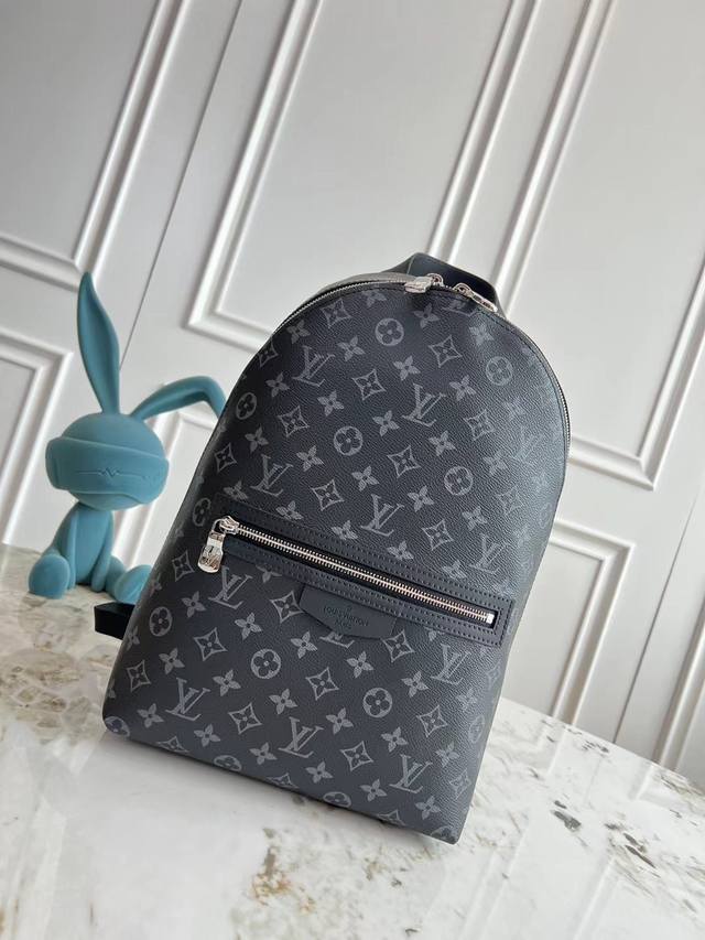 独家背景 动态芯片 顶级原单 M14020黑花 本款 Discovery Slim 双包肩取材 Monogram Eclipse 涂层帆布，为凑紧构型融笔入记电