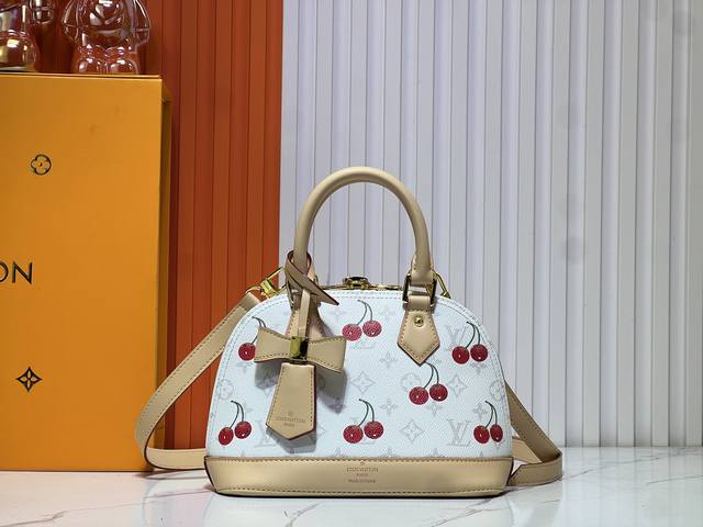 升级版 实物拍摄 自家背景 M14234 M53152 村上隆联名款樱桃贝壳包 M53152。M44585 M44858、M53151 、41112、23502