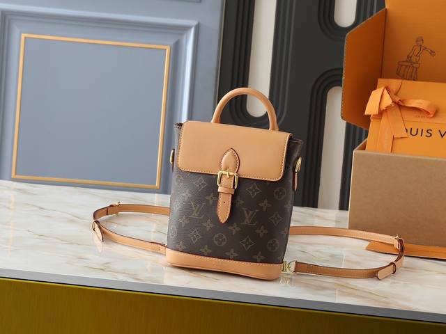 升级原版 M14651 M14653 Soho 迷你双肩包取材 Monogram 帆布，以精巧构型回溯 1996 年 Arlequin 双肩包的工致设计。牛皮革