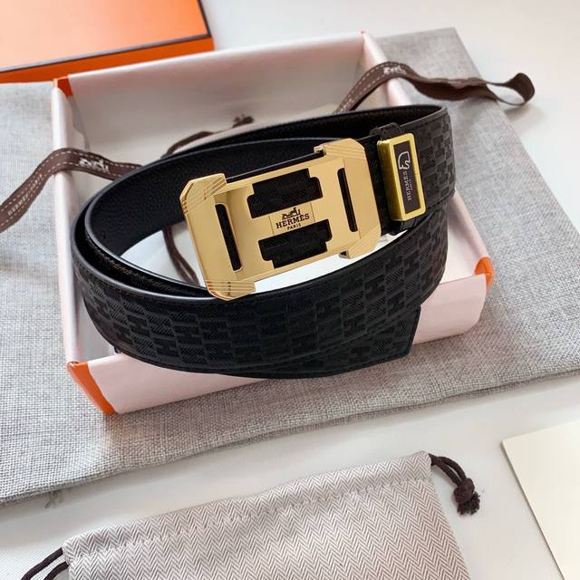 配正版包装，爱马仕正版同步精品纯钢扣，马拉车版型高档时尚，看工艺即知，镀钯电镀五金扣件，双面进口皮料，H纹系列压花，好货上手即知， 制作工艺考究 媲美正品无压力