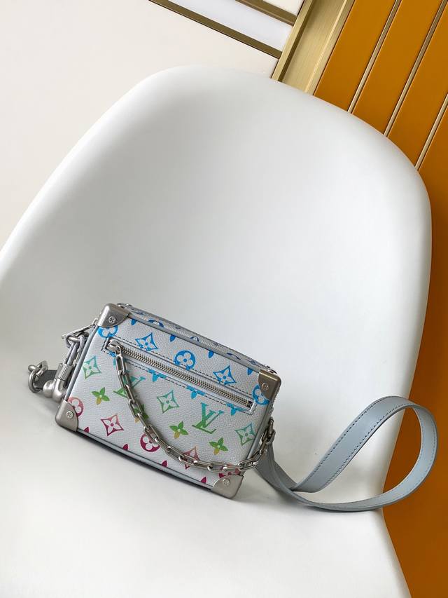 163C01 芯片 M13901彩花 M13868M12767 M11673薄荷蓝 M44735 黑花 M44480老花 M68906 金口 顶级原单Virgi