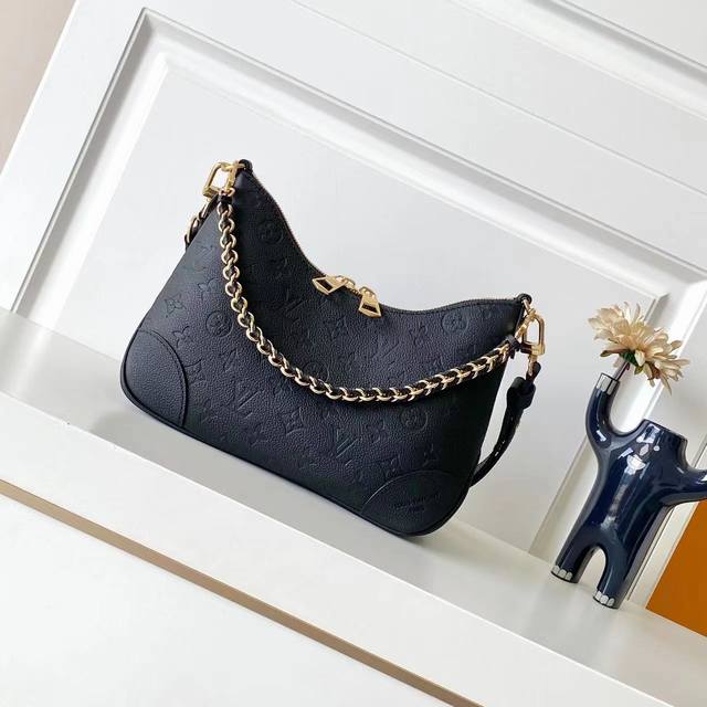 顶级原厂 M12930 黑色 动态芯片版 皮料是正品法国A级品质、手工 油边细节非常精致 尺寸:29X16X9.5