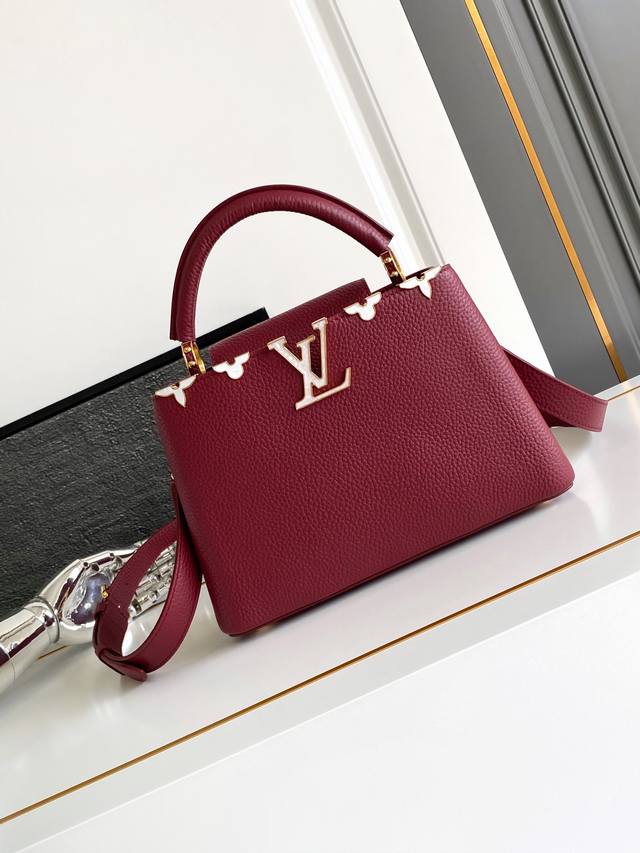 动态芯片,特级专供代购,M25404枣红 详细特征:27 X 18X9厘米 长度 X 高 X 宽 动态芯片,特级专供代购,M25404枣红 详细特征:27 X 18X9厘米 长度 X 高 X 宽