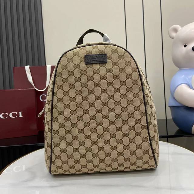 配全套原厂专柜包装 G家新款。市场顶级独家控货,专 柜品质 采用进口牛皮,原厂五金!精致做工。独家实物拍照质量如图可见 。 型号: 449906。 尺寸:宽30 配全套原厂专柜包装 G家新款。市场顶级独家控货,专 柜品质 采用进口牛皮,原厂五金!精致做工。独家实物拍照质量如图可见 。 型号: 449906。 尺寸:宽30