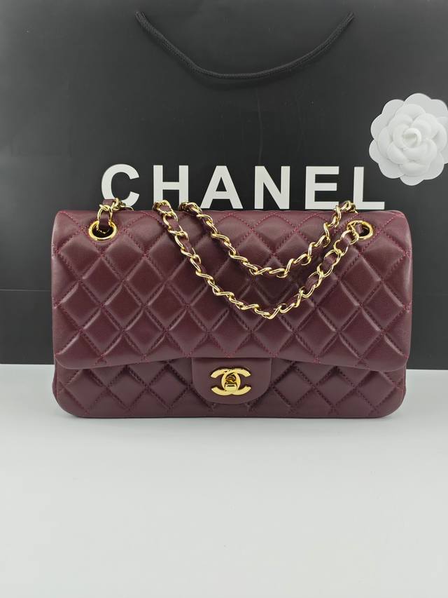 经典Cf1112 原厂进口羊皮 钢印芯片版本 手机可以扫描直接进入官网查询 24K金真空电镀 五金出炉都经过特殊的封釉处理 更加长久使用不褪色 全套全配纯钢五金