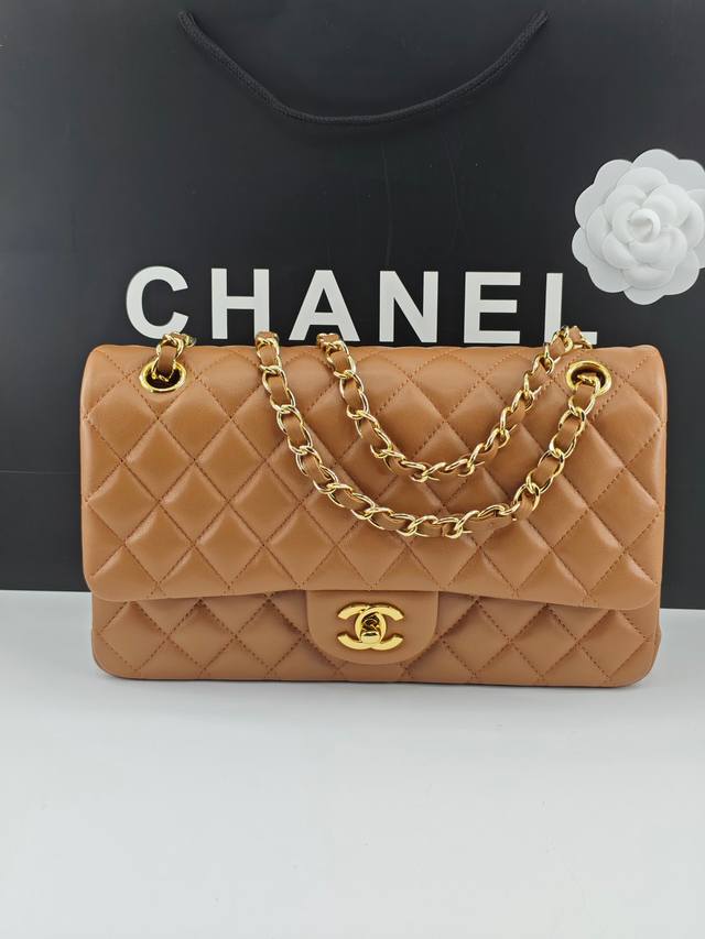 经典Cf1112 原厂进口羊皮 钢印芯片版本 手机可以扫描直接进入官网查询 24K金真空电镀 五金出炉都经过特殊的封釉处理 更加长久使用不褪色 全套全配纯钢五金