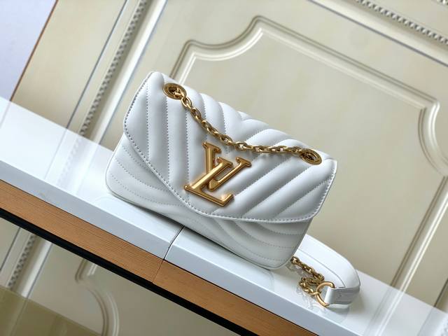 出厂价P 海原外单 独实家拍 M20687白色 本款 New Wave 小号链条包将 Wave 链条包和 Multi Pochette Accessoires