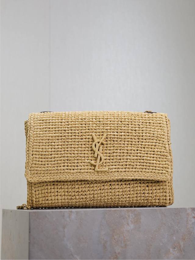 正品级 杏色拉菲草编织配咖啡色牛皮 拉菲草编织链条包Kate_ 满满的艺术气息～拉菲草编织非常扎实 超有质感独特工艺编织出Logo字麦 细节满满_ 日常搭配私服