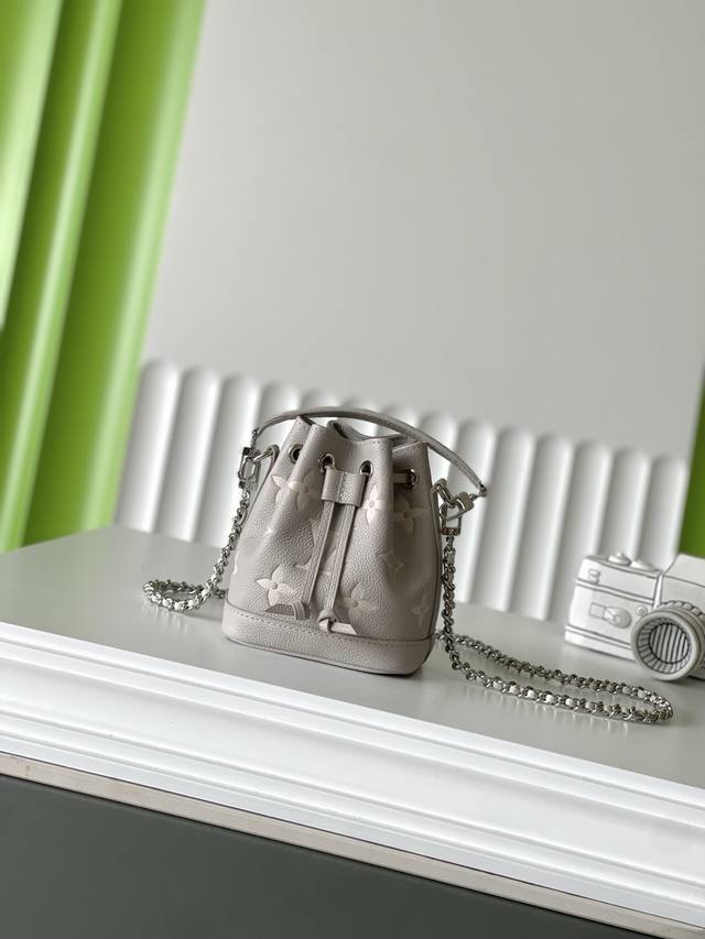 m14224 13×16×10 Nano Noe 全皮水桶包