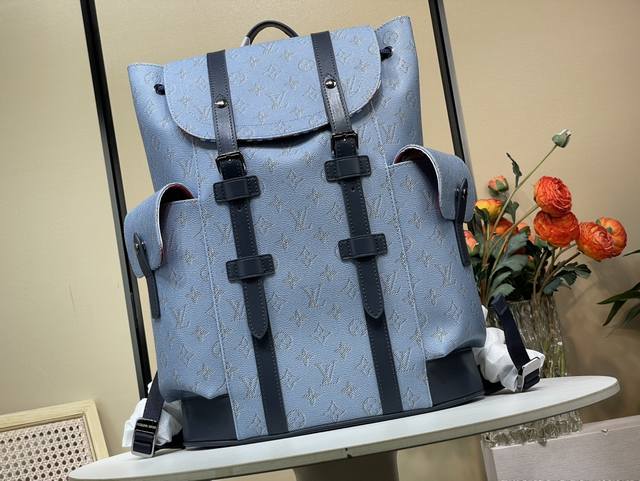 顶级原单复刻独家实拍 Christopher 中号双肩包 M14676 蓝花 拼色 本款 Christopher 中号双肩包为 Monogram Heritag