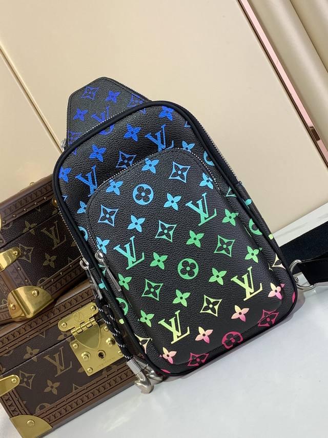 顶级原单复刻独家实拍M13963 头层 M47137黑花对版质量 M11703灰花本款 Avenue 小号单肩包选用 Monogram Eclipse 涂层帆布