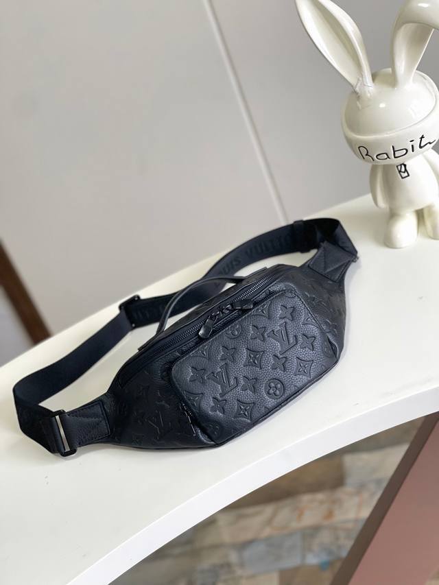 出厂价P 海原外单 独实家拍 动态芯片版 M25227白花 47058黑压 Rush 腰包取材柔软 Monogram Shadow 牛皮革，先后以压印和印花工艺