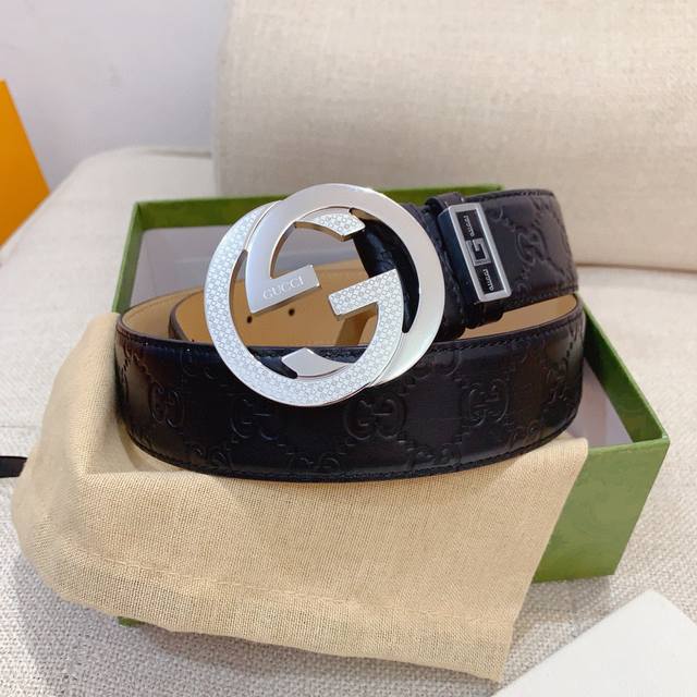 古奇Gucci正版官网同步 精品复古双G扣 正版原产油蜡皮压花 精细钢印Logo 经典版型高档时尚 对版车线 宽度3.8 Cm 专柜最新版买版开模定制