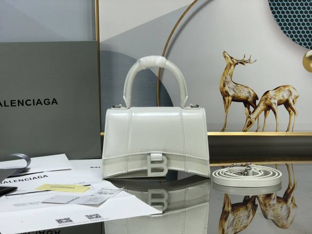 白色白漆扣 平纹Xs号#隆重推出Balenciaga 巴黎世家代购版 20新款Hourglass沙漏包 多色可选# S号 23X10X24Cm Xs号 19X8