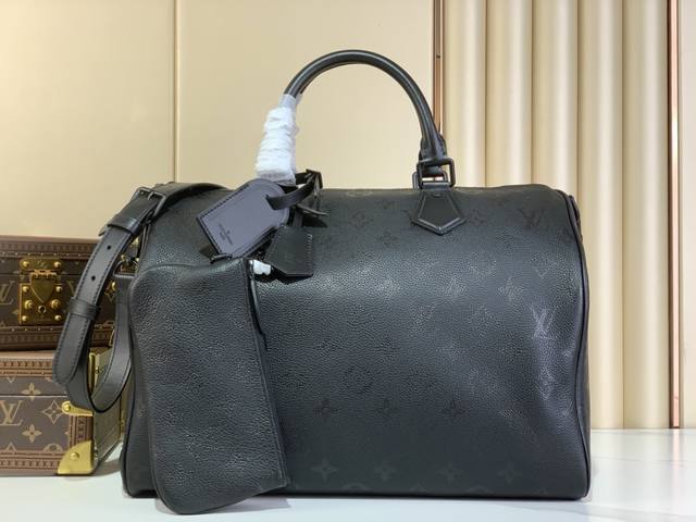 顶级原单复刻独家实拍 Speedy p10 Bandouli Re40手袋 M13905黑色 本款Speedy p10 Bandouli Re 40 Monog