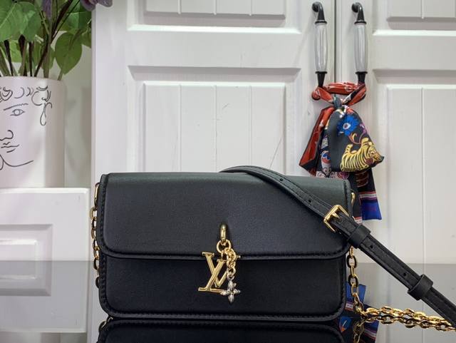 顶级原单复刻独家实拍 Wallet On Chain Lv Bloom 手袋 M14547蓝色 M14581 沙漠色 M14548 玫粉色 M14564 黑色