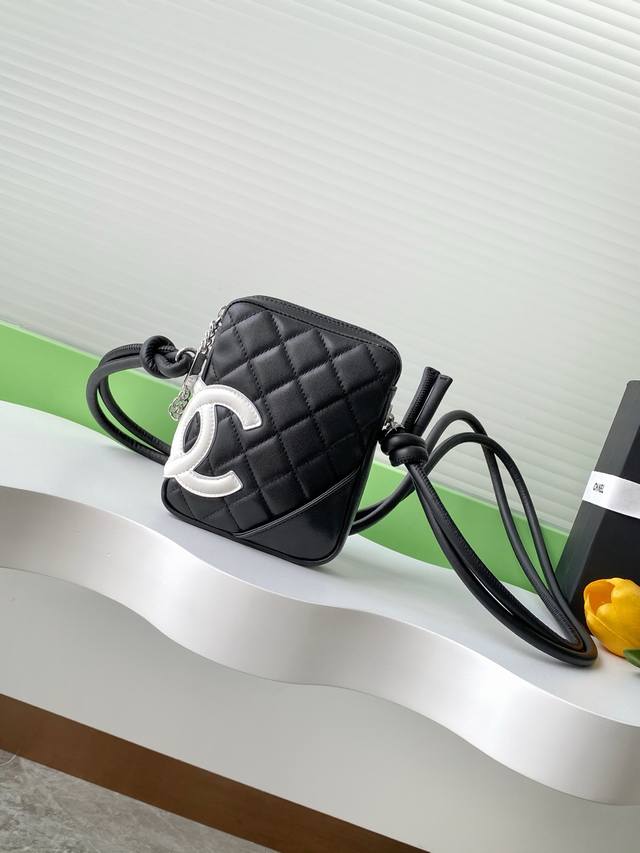 康鹏黑白熊猫Mini相机包 绝版稀有的小可爱 你可以永远相信香奶奶 入门级香奶奶