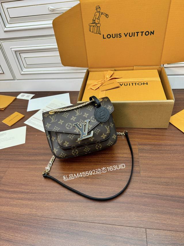 独家163首发型号 M45592私品 163动态Uid 进口菱形面料 品质第九次升级 进口原厂皮 专柜同步 动态电子芯片 礼品袋 保护纸 铜版电子标签 合格证