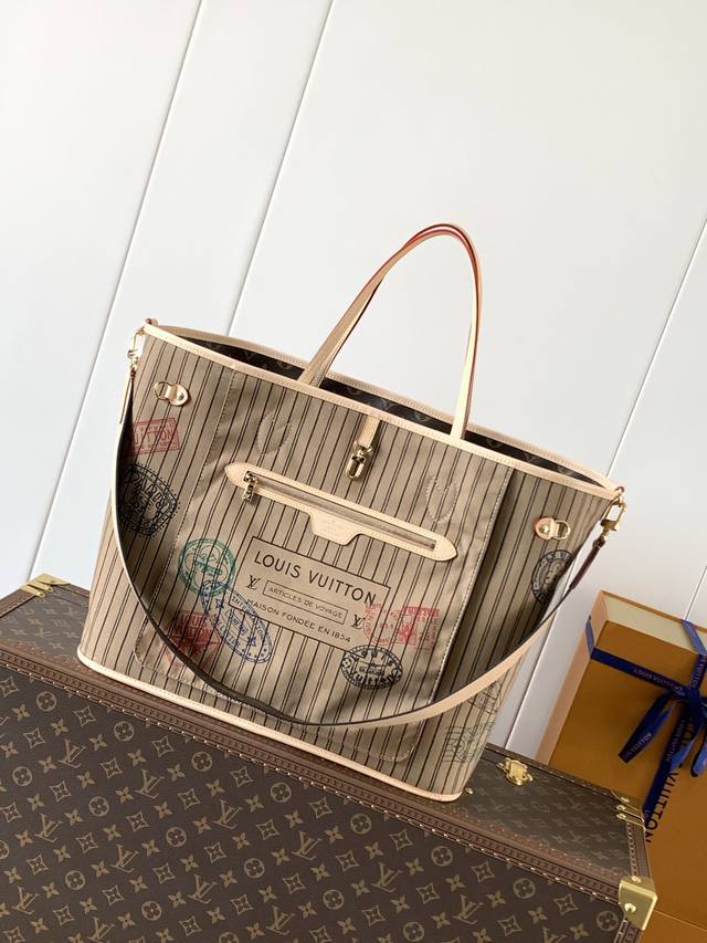 顶级原单 变码芯片 m11948大号印花 neverfull Bandouli Re Inside Out Gm 手袋以 Monogram 帆布和缤纷压花织物演