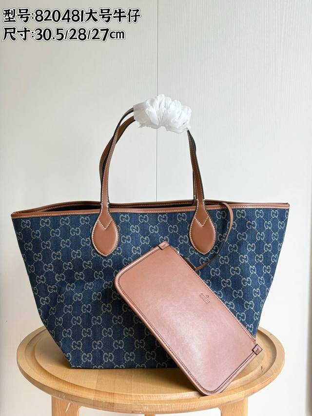 实拍# 型号 820481大号 尺寸 30.5X 28Cmx 27Cm gucci Totissima系列糅合 Tote 一词与意大利语中表示最高级的词语 Is