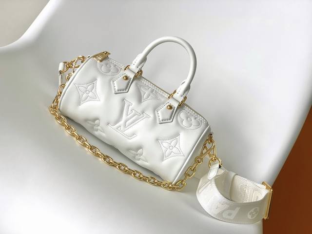 M59800黑色 M59827白色 顶级原单 本款 papillon Bb 手袋以柔软衬垫牛皮革塑造精巧构型 再以刺绣工艺凝聚 Monogram 图案的经典气息