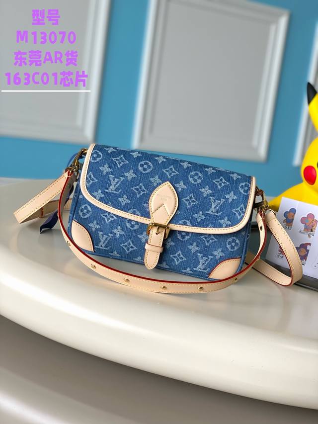 产地 法国163C01芯片 型号 M13070 东莞Ar货 五金 采用炉内A级钢材真空厚金电镀全钢 皮质 采用进口化工工艺A级头层牛皮 尺寸 24X15X9Cm