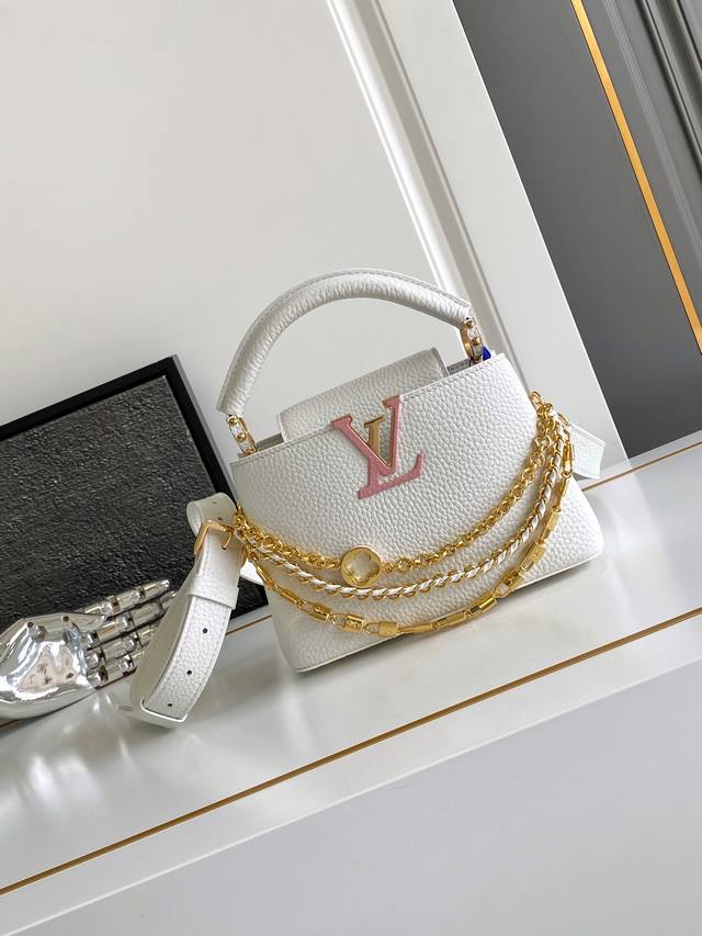 动态芯片 特级专供代购 M11906白 详细特征:21X14X8厘米 长度 X 高 X 宽