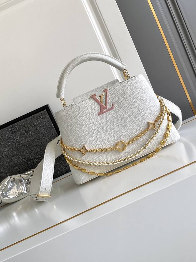 动态芯片 特级专供代购 M12345白 详细特征:27 X 18X9厘米 长度 X 高 X 宽