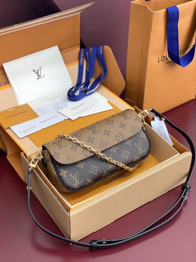 出厂价p 升级版本M81911 黄花 Wallet On Chain Ivy 手袋取材 Monogram 帆布 灵感源自 2000 年代的 Sac Recole 出厂价p 升级版本M81911 黄花 Wallet On Chain Ivy 手袋取材 Monogram 帆布 灵感源自 2000 年代的 Sac Recole