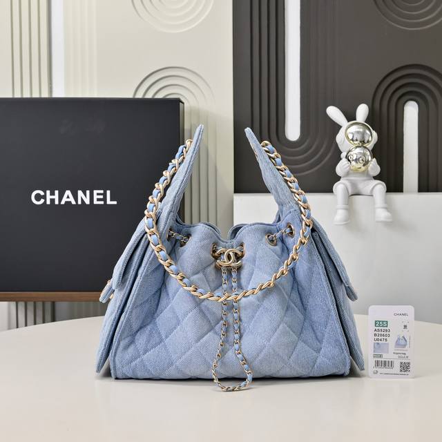 25C牛皮嘻哈包 香奈儿 Chanel Hobo 腋下包 嬉皮腋下包小号 复古金币纽扣抽绳水桶包+菱格纹+复古黑金 经典链条设计 高级感十足 日常出行必备 外观