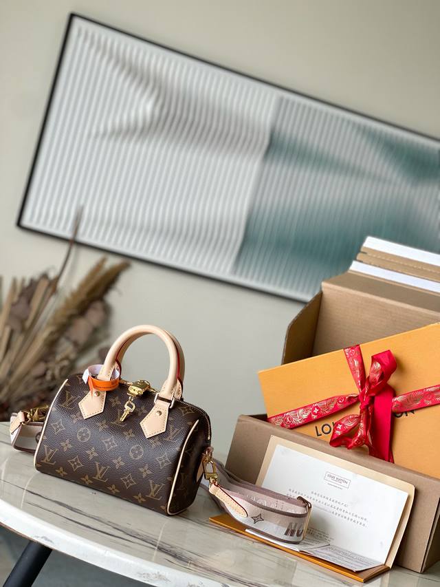 顶级原单M46222 米色 支持专柜验货 免税货拍摄图跟产品一致无拆包装 该产品为市场独家免税货属最高端产品.支持验货.本产品已通过严格检验无瑕疵 触摸产品请带