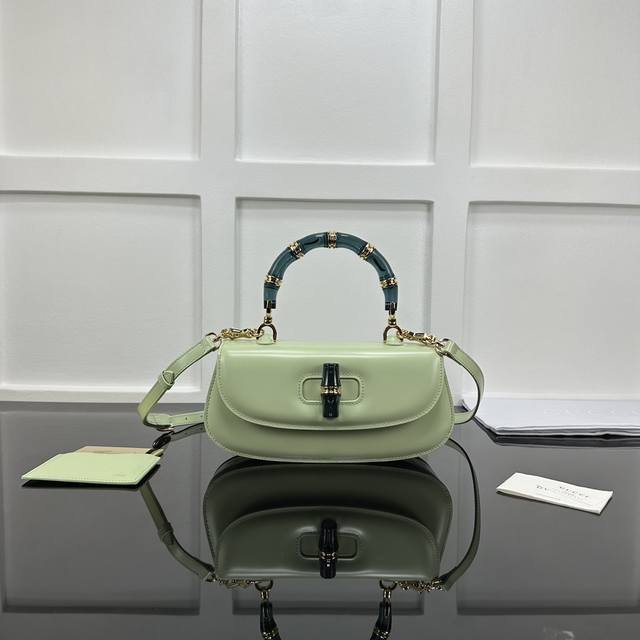 出货了 Gucci新专款柜品质 顶级原单货 原厂皮 原厂五金 实物实拍 款号:827750浅绿 羊皮内里 尺寸:W26.6Xh13Xd8Cm