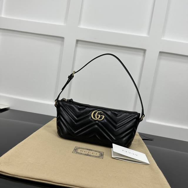 Gucci新专款柜品质 顶级原单货 原厂皮 原厂五金 实物实拍 款号:739166克皮 尺寸:W23Xh12X10Cm