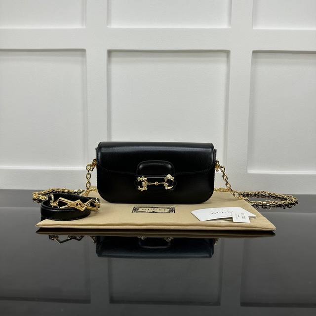 Gucci新款专柜品质 顶级原单货 原厂皮 原厂五金 实物实拍 款号 735178克皮钻唛 尺寸 W24Xh13Xd5.5Cm