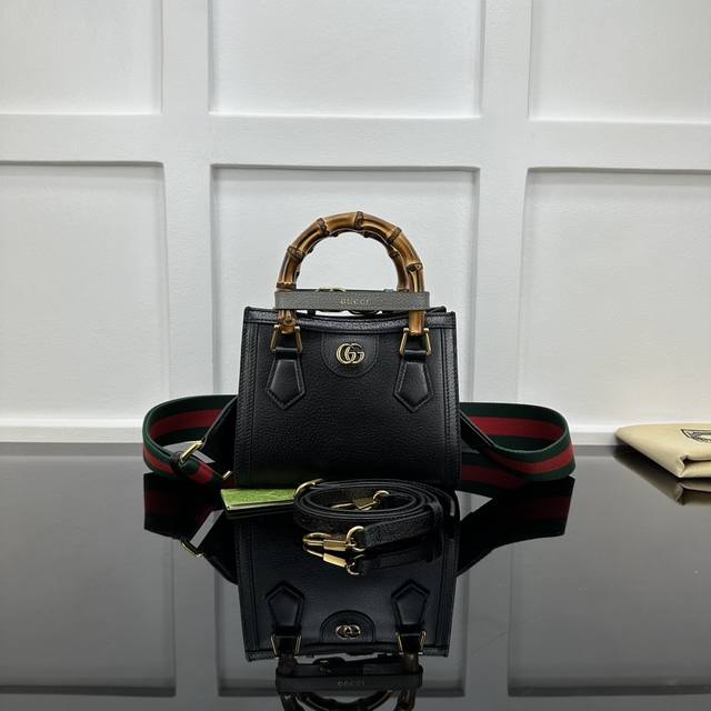 Gucci新专款柜品质 原厂皮 原厂五金 实物实拍 款号:702732克皮灰带 尺寸:W20Xh16X10Cm