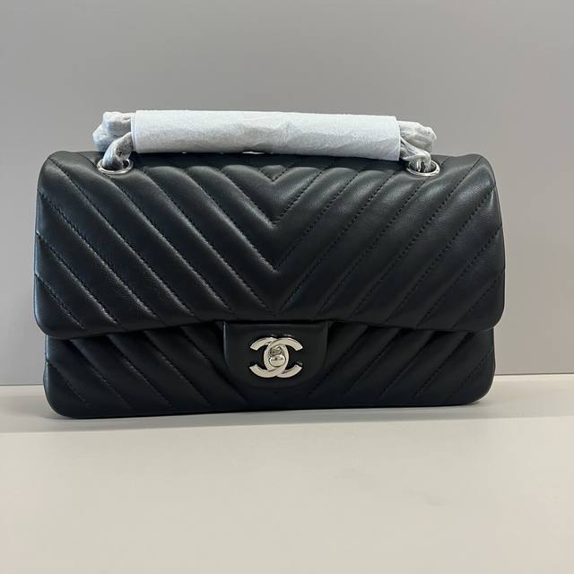 独家实拍 V格 Cf 25Cm 羊皮升级版小香Cf系列 羊皮1112#经典款订制西班牙进口原厂羊皮 里內配小羊皮 手感柔软 版形超赞 独家正品开发