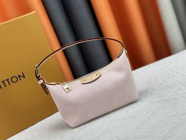 官方最新款 实拍实拍 对版做法 M82949 Lv村上隆联名Nanospeedy 手袋本款Nano Speedy手袋结合Monogram帆布和牛皮革饰边印花 以