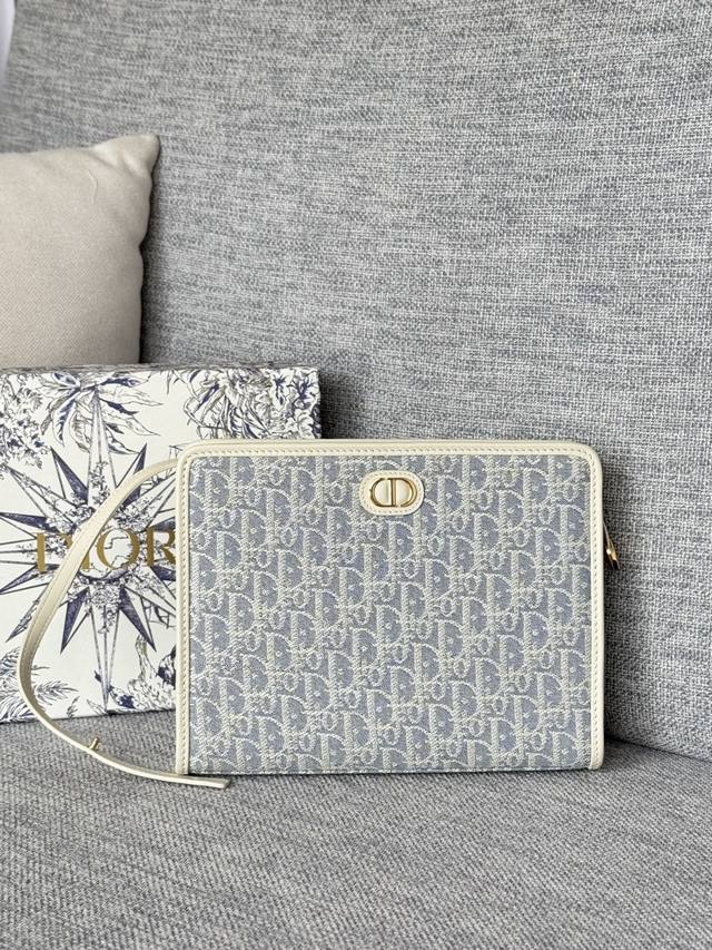 正品级 S2107Utzq-M928-Tu -3100Dior手拿包改造真的香 刚发了一个蒙田30手拿包的开箱很多宝宝会问30是尺寸吗其实30只是个名字 蒙田3 正品级 S2107Utzq-M928-Tu -3100Dior手拿包改造真的香 刚发了一个蒙田30手拿包的开箱很多宝宝会问30是尺寸吗其实30只是个名字 蒙田3