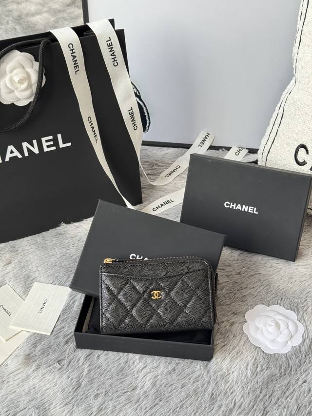 Chanel小香 年新品 chanel 7字型单拉卡包 原单品质 款号 A3179 颜色如图 尺寸12*7.5*2.5Cm 鱼子酱进口牛皮