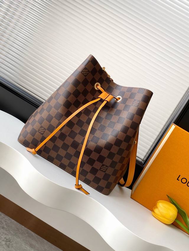 动态变码芯片 顶级原单加强版 Gaston-Louis Vuitton 于 1932 年专为承运香槟酒设计的酒袋邂逅当代潮流 化身蕴含传承之美的 N Ono 水 动态变码芯片 顶级原单加强版 Gaston-Louis Vuitton 于 1932 年专为承运香槟酒设计的酒袋邂逅当代潮流 化身蕴含传承之美的 N Ono 水