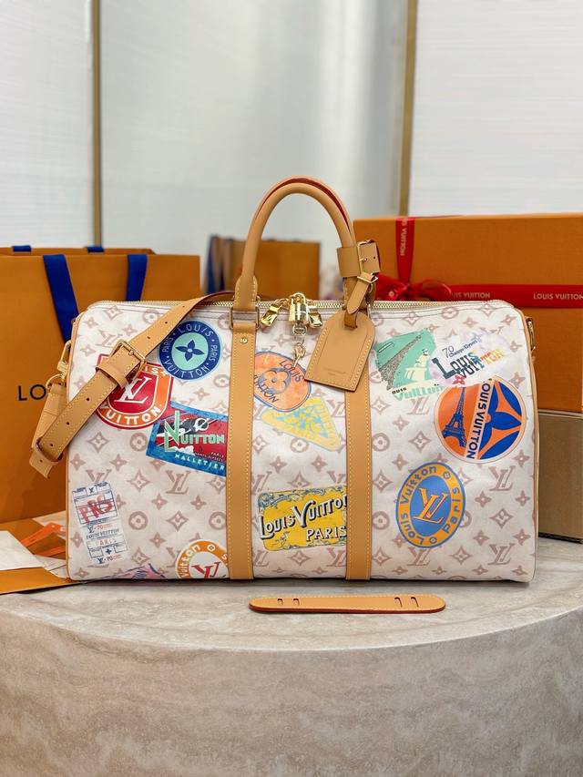 Keepall Bandouli Re 45 旅行袋 m14736 本款 Keepall Bandouli Re 45 旅行袋为 Monogram Dune织物