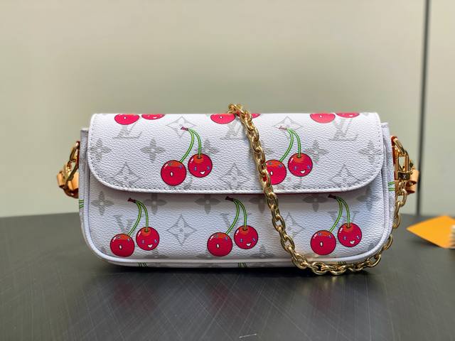 出厂价p 顶级原单 M14239白色 樱桃链条包腋下包 专属贴纸 Lv X Tm Wallet On Chain Ivy 手袋 本款 Wallet On Cha