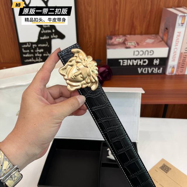 1带1扣 1带2扣 范思哲家 双扣版 1带2扣 正版开模 此款腰带双面采用原厂牛皮带身 精密电镀标志性五金搭扣 对版专柜 3.8Cm 如需木盒40