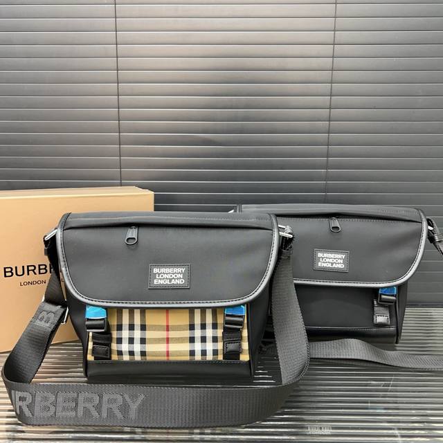 Burberry 巴宝莉 印花斜挎包翻盖邮差包 单肩包 男女通用 经典百搭 实物拍摄 原厂原版面料 配送防尘袋 礼盒 18 X 21 Cm