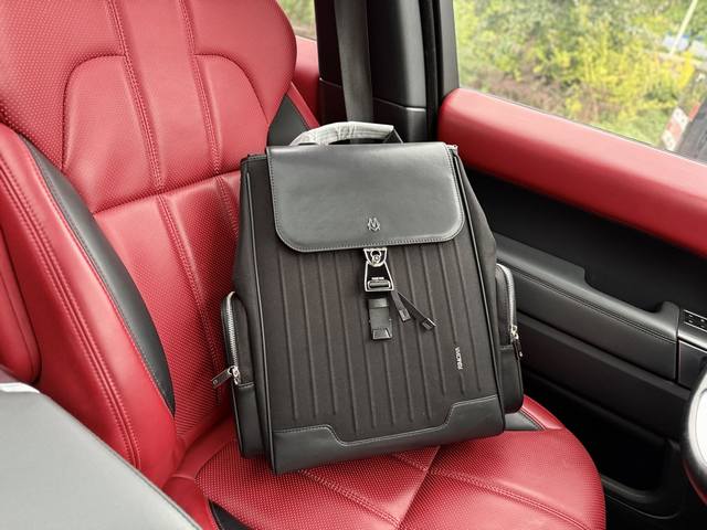 高端货 新款 Rimowa 日默瓦双肩包 日默瓦双肩包 Rimowa日默瓦 日默瓦 Never Still 休闲运动 帆布 书包背包双肩包 大号 男款 黑色 内