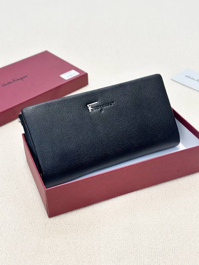 颜色 黑尺寸 21X10型号 9007菲拉格慕手包牛皮手感一流内置卡位外附手机位男士必备 颜色 黑尺寸 21X10型号 9007菲拉格慕手包牛皮手感一流内置卡位外附手机位男士必备