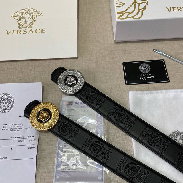 品牌 范思哲Versace 钢扣 等级 原单私货.进口头层牛皮黑底 专柜售 堪比正品 油边精致 电脑车线 手感柔软.实物拍摄无修饰 上身效果超好 长度不可裁剪.