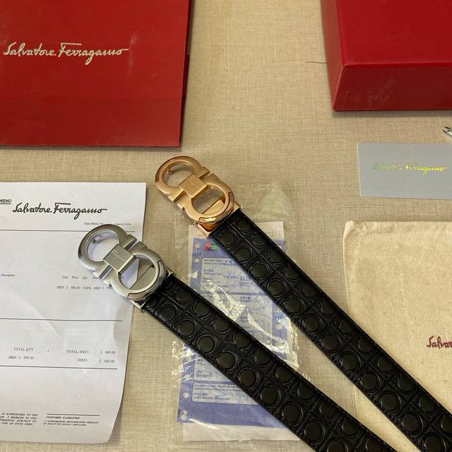 品牌 菲拉格慕Ferragamo 等级 原版品质.头层牛皮 专柜售经典爆款开模 油边精致 电脑车线 手感柔软.实物拍摄无修饰 上身效果超好 长度可裁剪.配专柜全 品牌 菲拉格慕Ferragamo 等级 原版品质.头层牛皮 专柜售经典爆款开模 油边精致 电脑车线 手感柔软.实物拍摄无修饰 上身效果超好 长度可裁剪.配专柜全